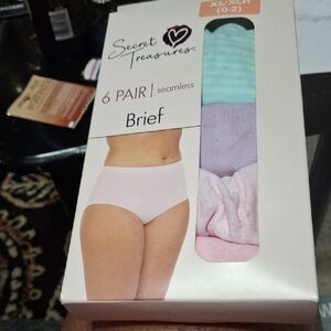 Secret Treasures Seamless Briefs in Soft Hues